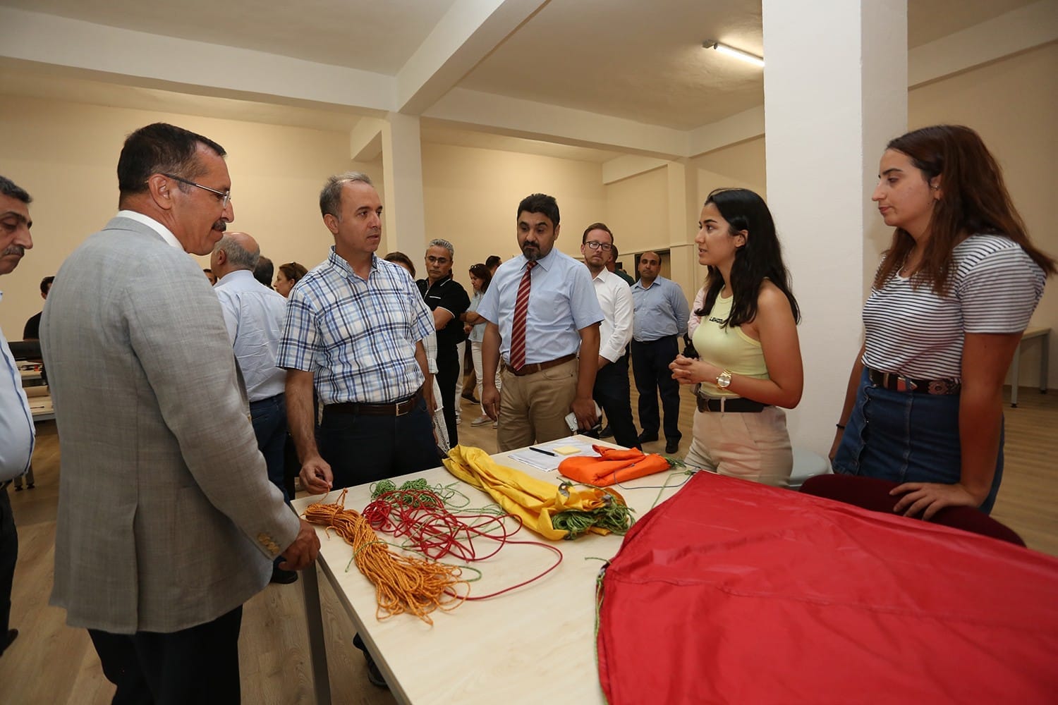 SÜPER FİNALİSTLERE, REKTÖR BAĞ’DAN DESTEK ZİYARETİ…