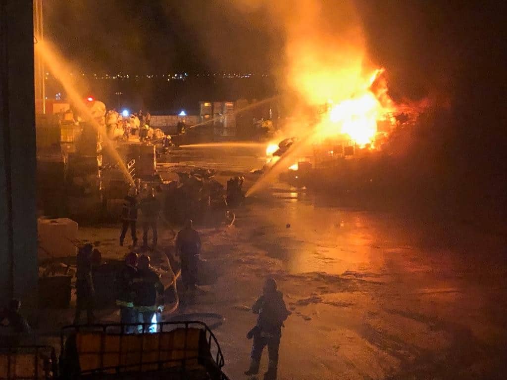 OSB’DEKİ YANGIN KONTROL ALTINA ALINDI…