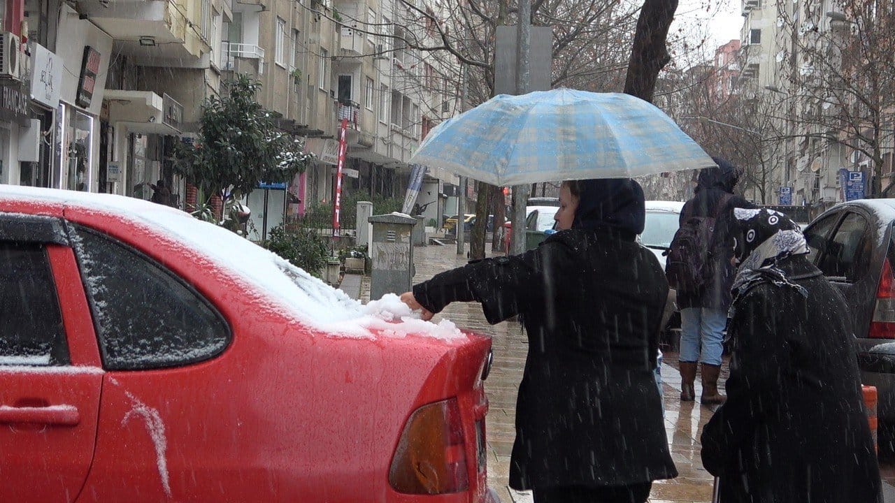 DENİZLİ BEYAZA BÜRÜNDÜ, 3 İLÇEDE OKULLAR TATİL…