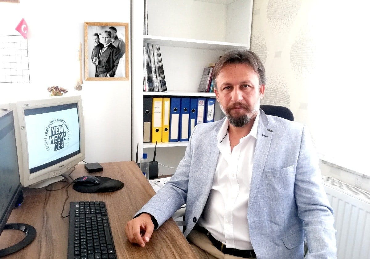 URGANCI: SANSÜR MEMURU YOK; AMA OTOSANSÜR VAR…