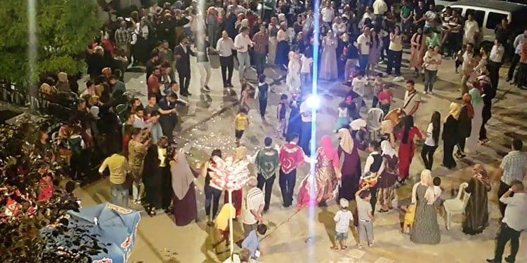 SOKAK DÜĞÜNLERİNE ZAMAN KISITLAMASI GETİRİLDİ…