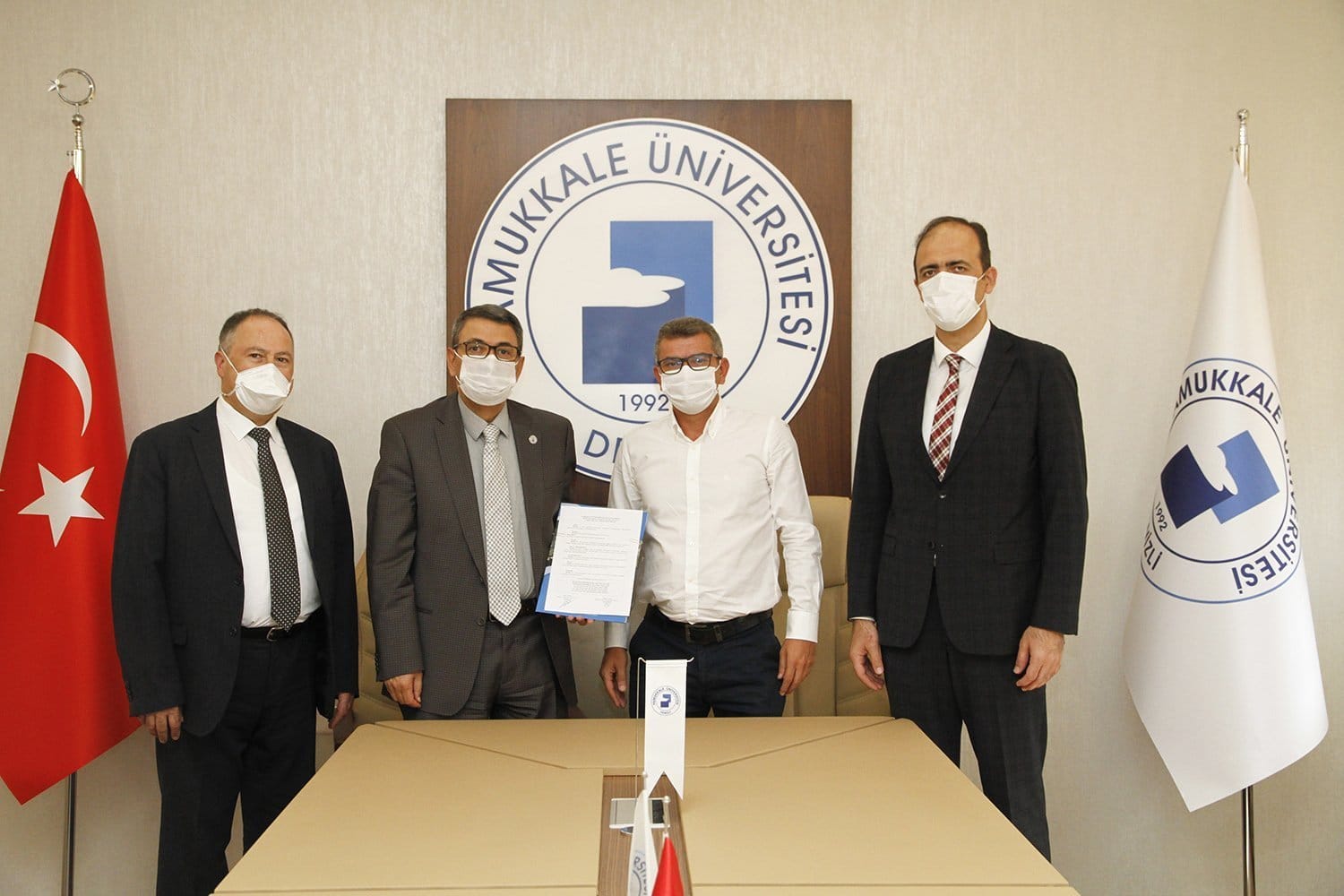 PAÜ’YE CİHAZ BAĞIŞI…