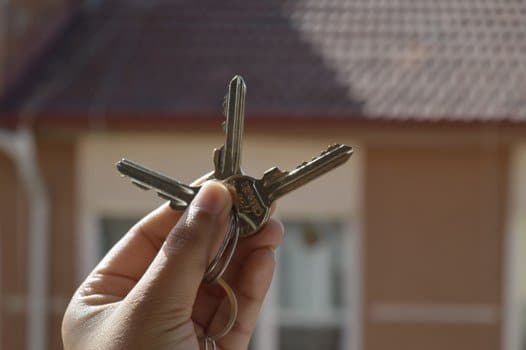 KONUT SATIŞLARINDA, ÖNLENEMEYEN DÜŞÜŞ…