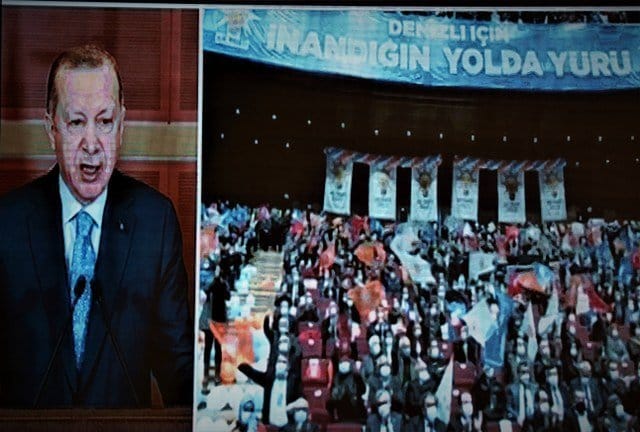 AK PARTİ’NİN İL KONGRESİ, ÇOŞKULU BİR ŞEKİLDE SONUÇLANDI…