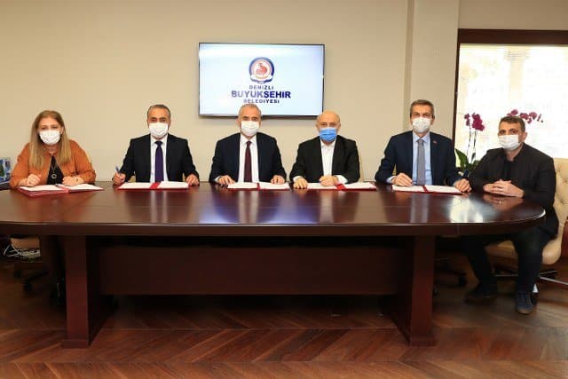 BÜYÜKŞEHİR’DE TOPLU SÖZLEŞME SEVİNCİ YAŞANDI…