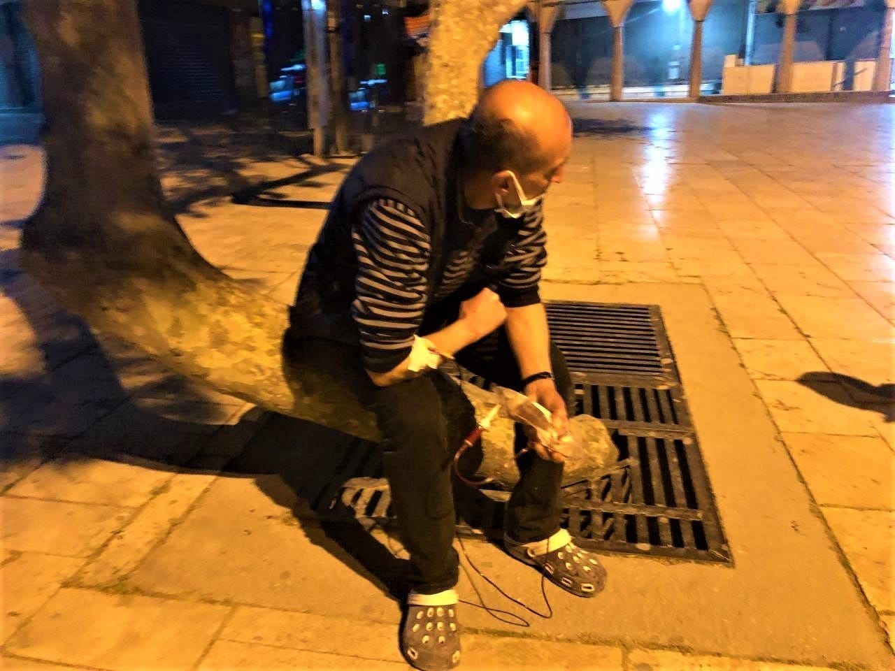 AHMET AMCANIN YAPTIĞINA BAK….