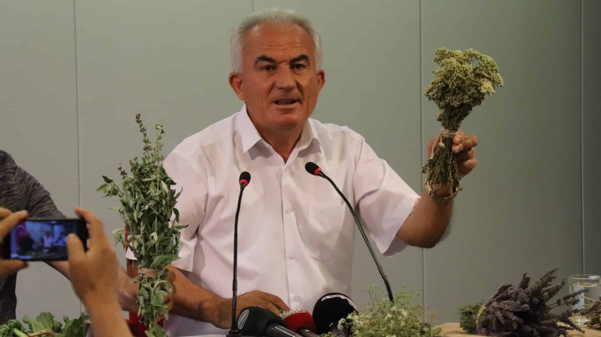 GEMİCİ : KURAKLIK KÖTÜ VURDU, TARIMDA DURUM VAHİM…