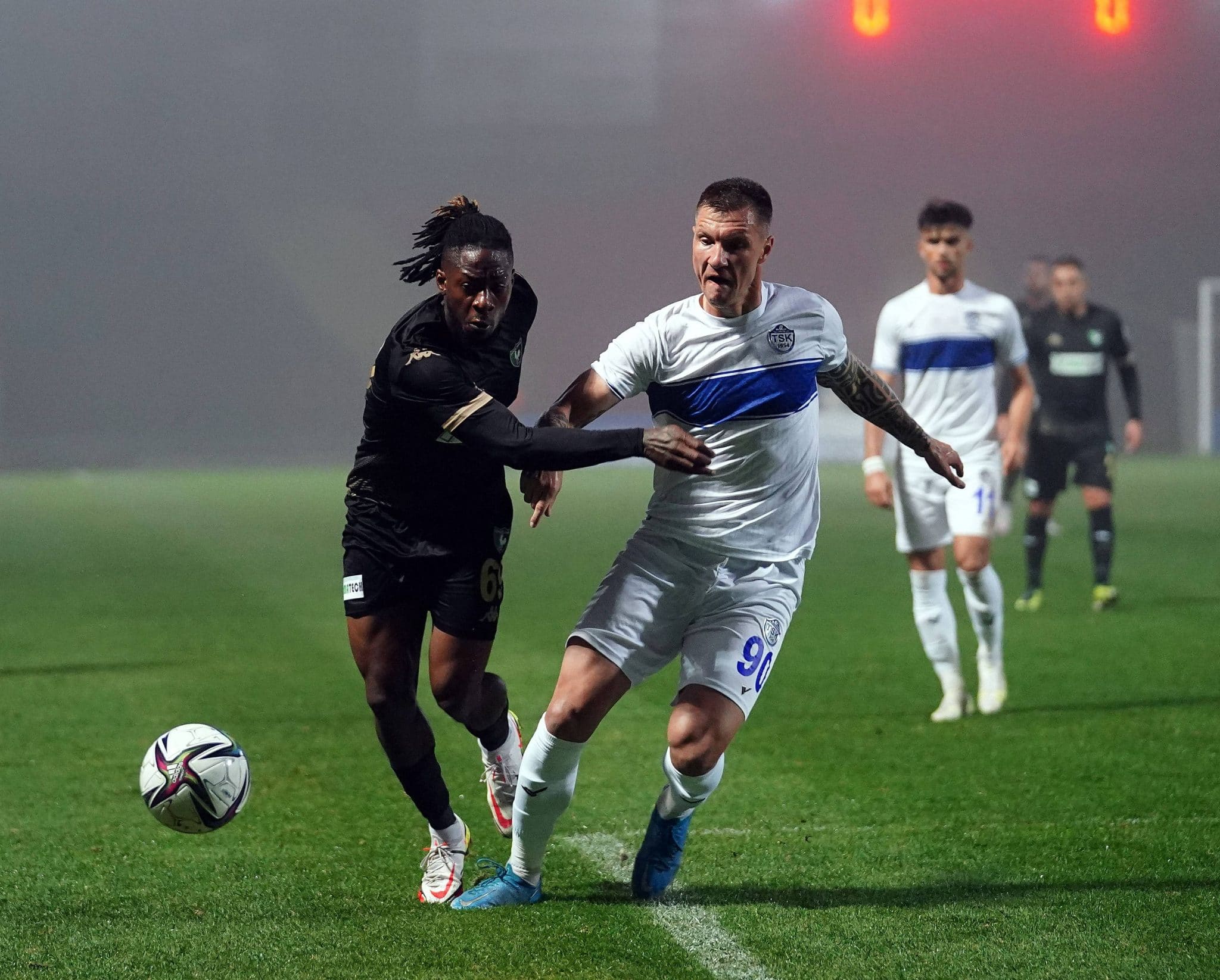 HOROZLAR TUZLA’DAN ELİ BOŞ DÖNÜDÜ: 0-3