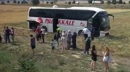 Yolcu Otobüsü Tarlaya Uçtu…