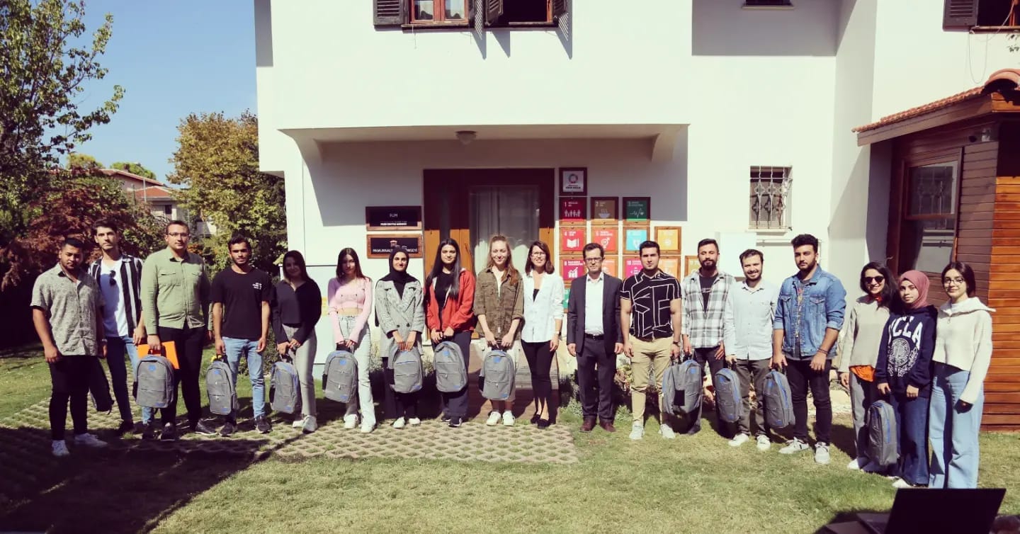 Denizli AB Bilgi Merkezi Gençler İle “EU4Youth” Etkinliğinde Buluştu…