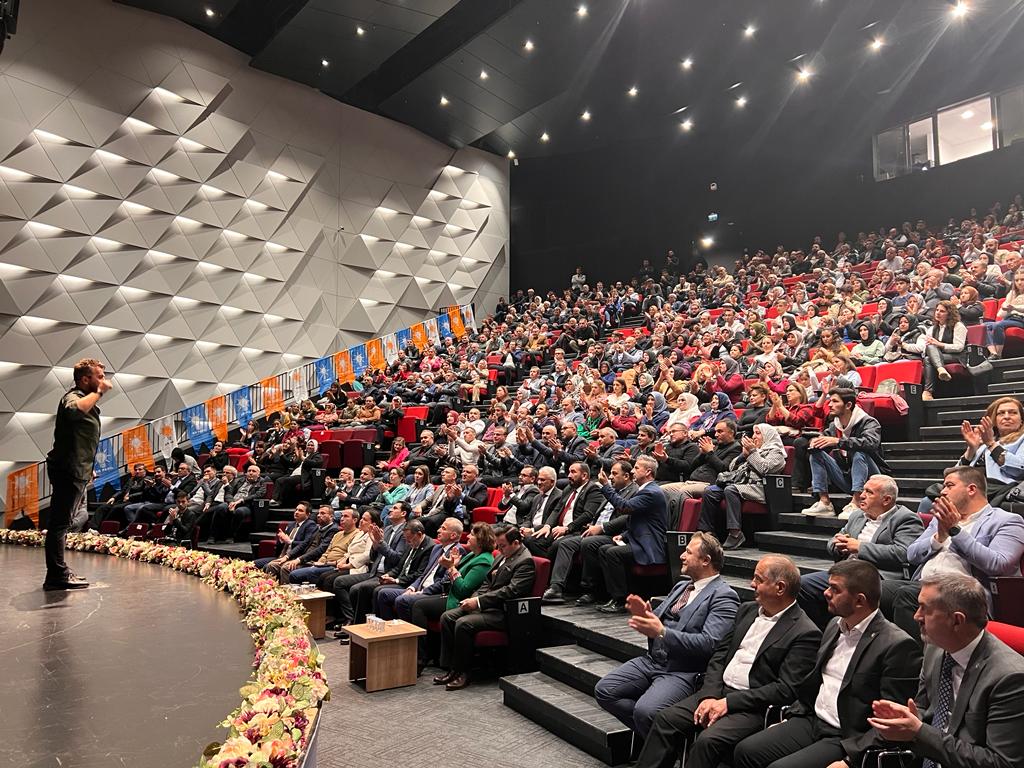 Ak Parti’den, Teşkilat Akademisi Türkiye Yüzyılı Eğitim Programı…