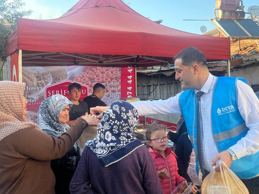 Deva Partisi Denizli İl Teşkilatı, Ramazan Pidesi Dağıttı…