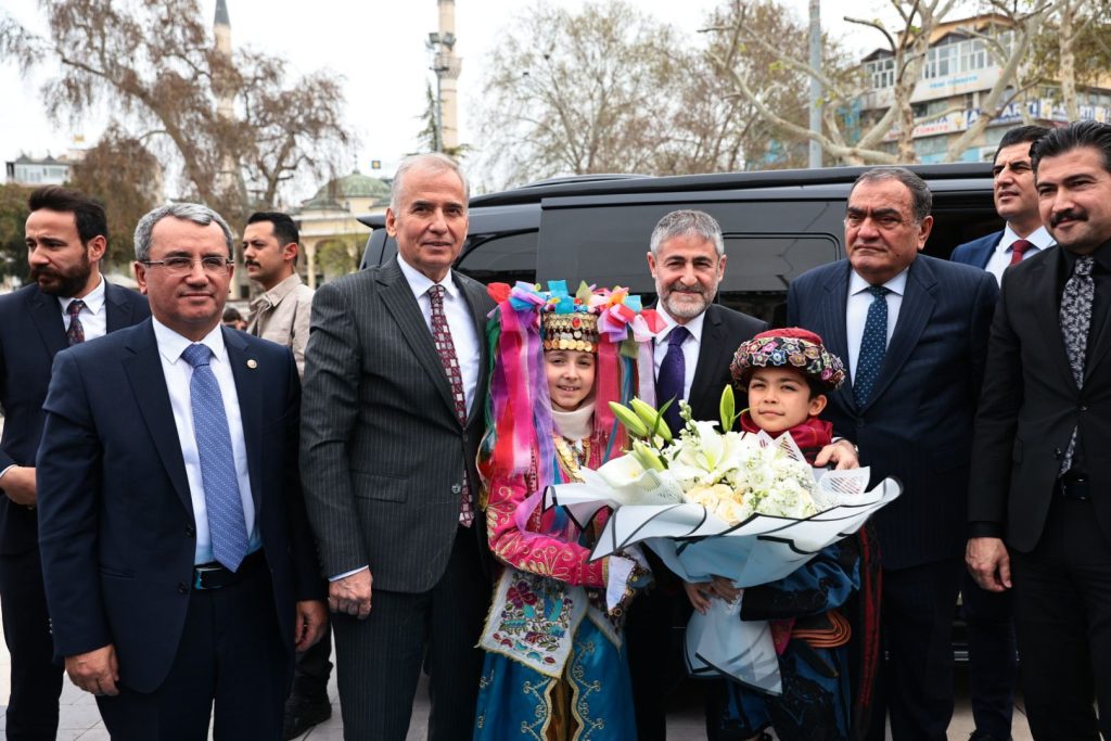 Bakan Nebati, Denizli Programına Büyükşehir Belediyesi Ziyaretiyle Başladı...