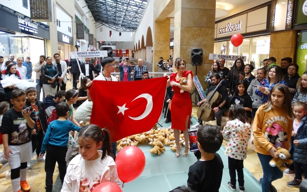 Depremzede Şeyma Öğretmenin İsmi, Kütüphanede Yaşayacak…