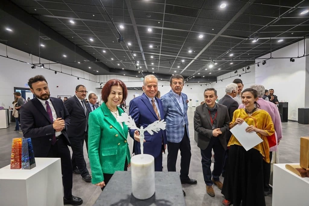 Denizli Cam Bienali Depremzedeler ile Öğrencilere Umut Olacak...