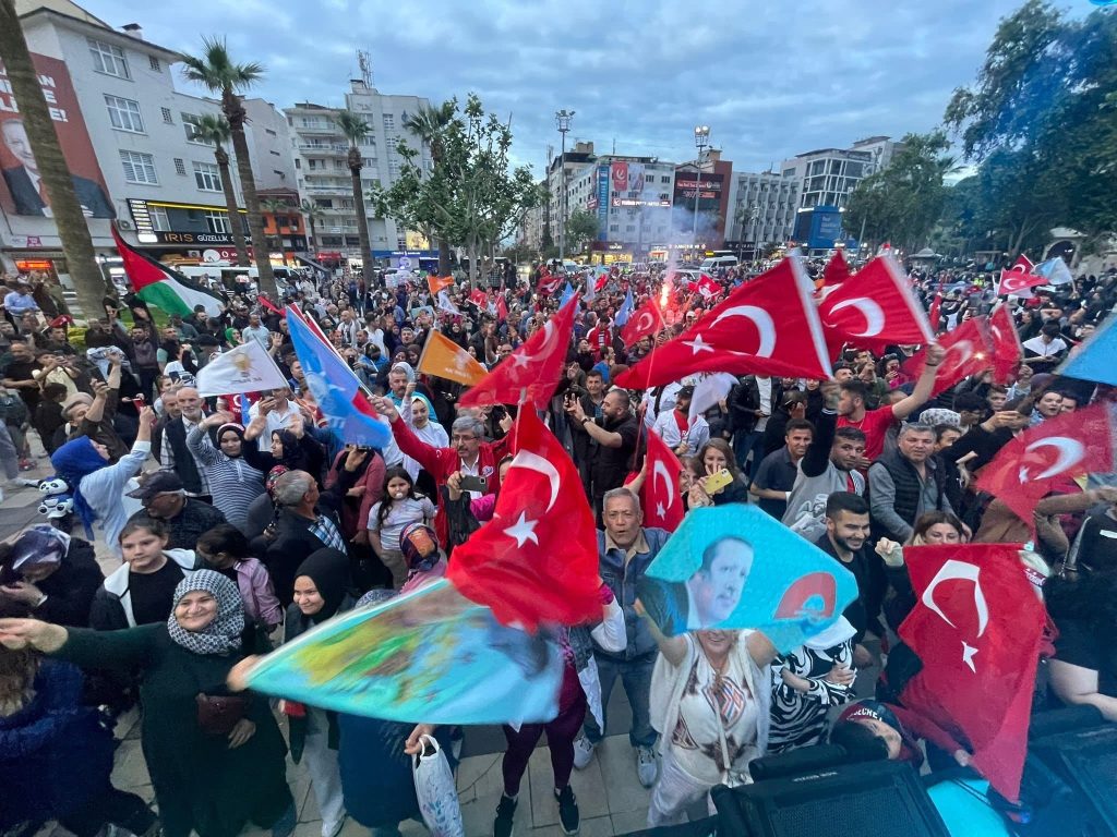 Denizli’de Cumhur İttifakı Seçim Zaferini Kutladı...