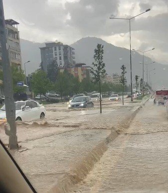 Denizli, Şiddetli Yağışlara Teslim Oldu...