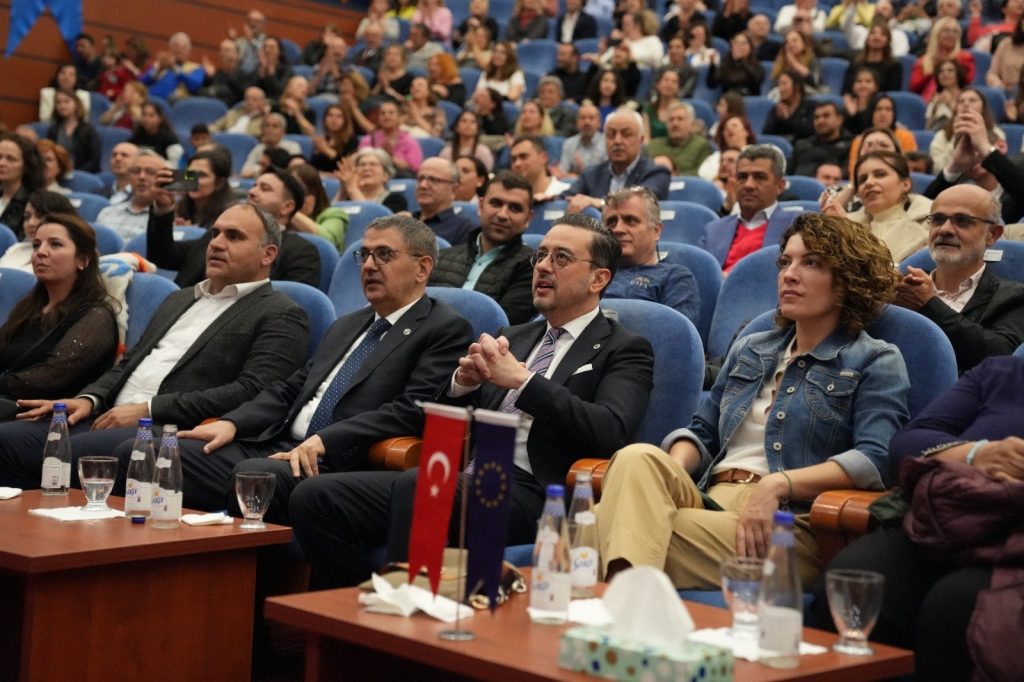 Denizli Sanayi Odası 50. Yılında, Denizlilileri Antakya Medeniyetler Korosu ile Buluşturdu…