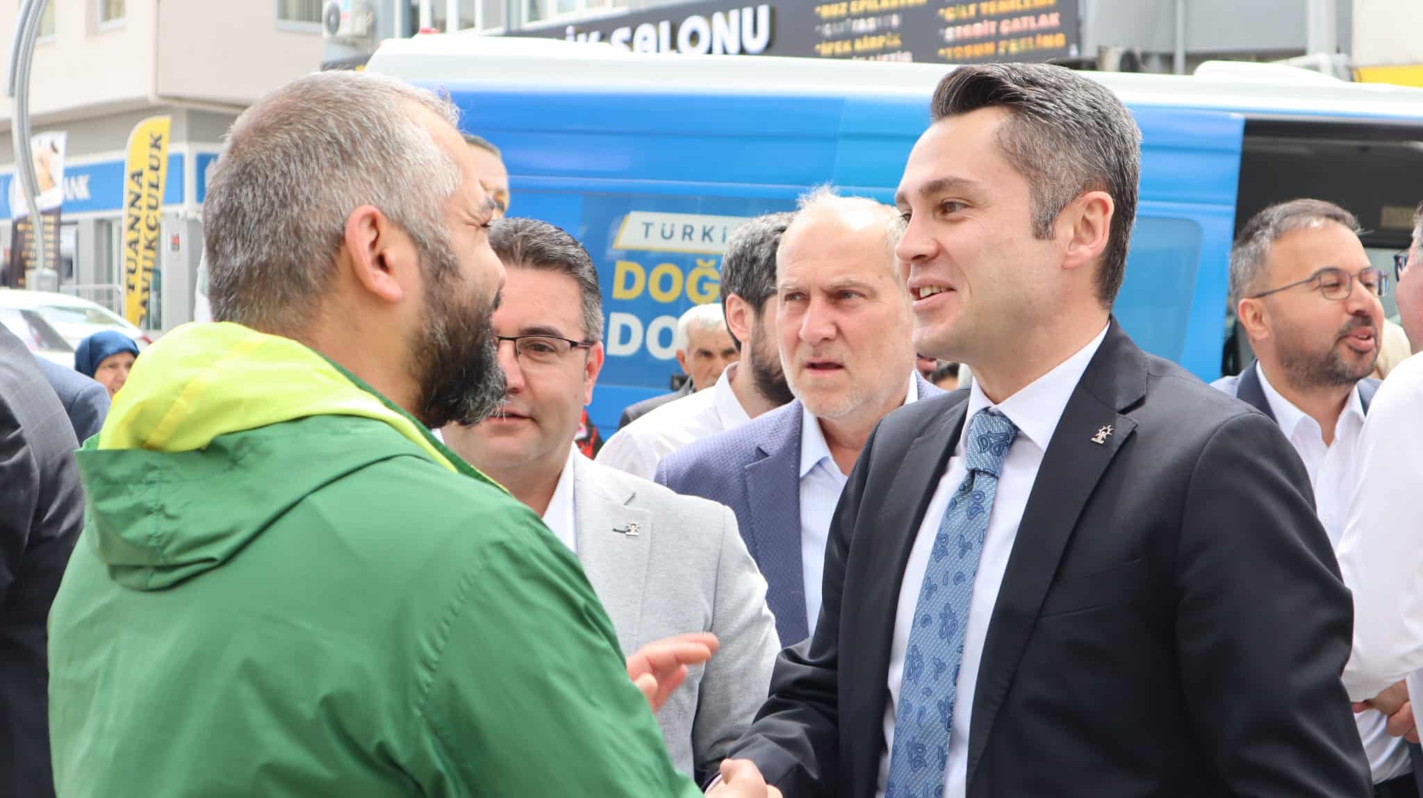 AK Parti’nin Genç Adayı Ekrem Başer, Tavaslılarla Kucaklaştı…