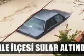 Denizli'nin Kale İlçesinde Yollar Dereye Döndü, Araçlar Sel Sularında Kayboldu…