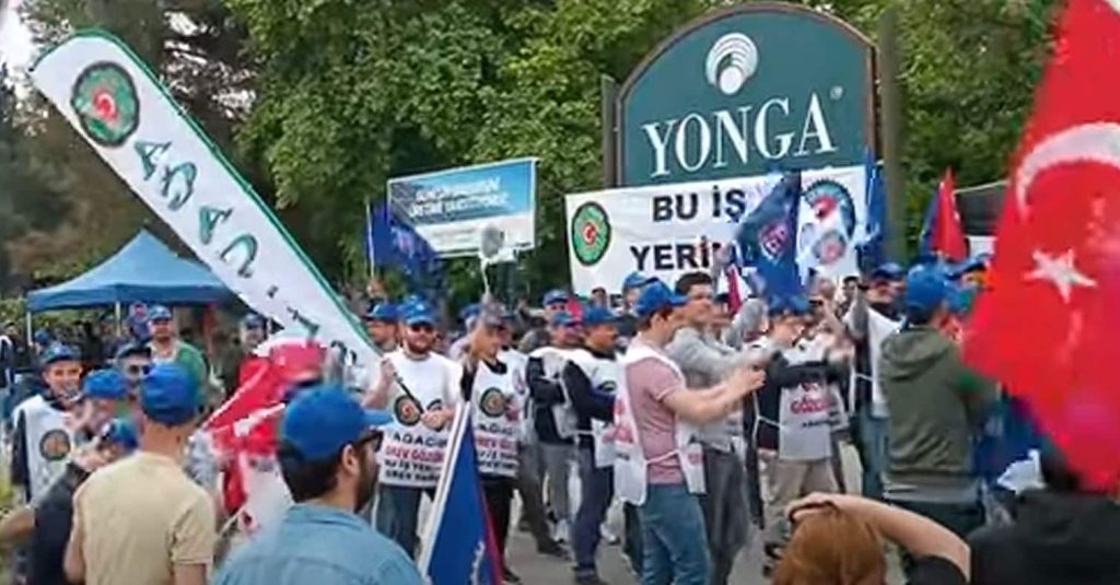 Denizli Yonga Mobilya Fabrikası’nda, İşçiler Greve Gitti…