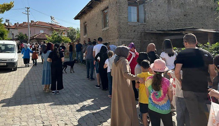 Denizlili Çocukların 'Çörek Derme' Heyecanı...