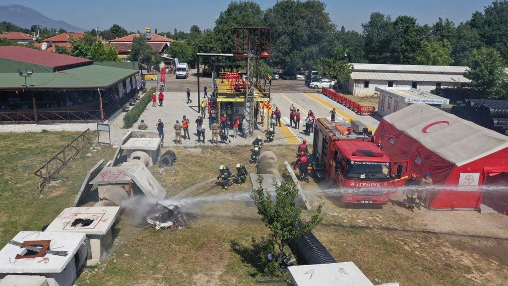 Denizli'de, Türkiye'ye Örnek Olacak Arama Kurtarma Eğitim Parkuru Hizmete Girdi...