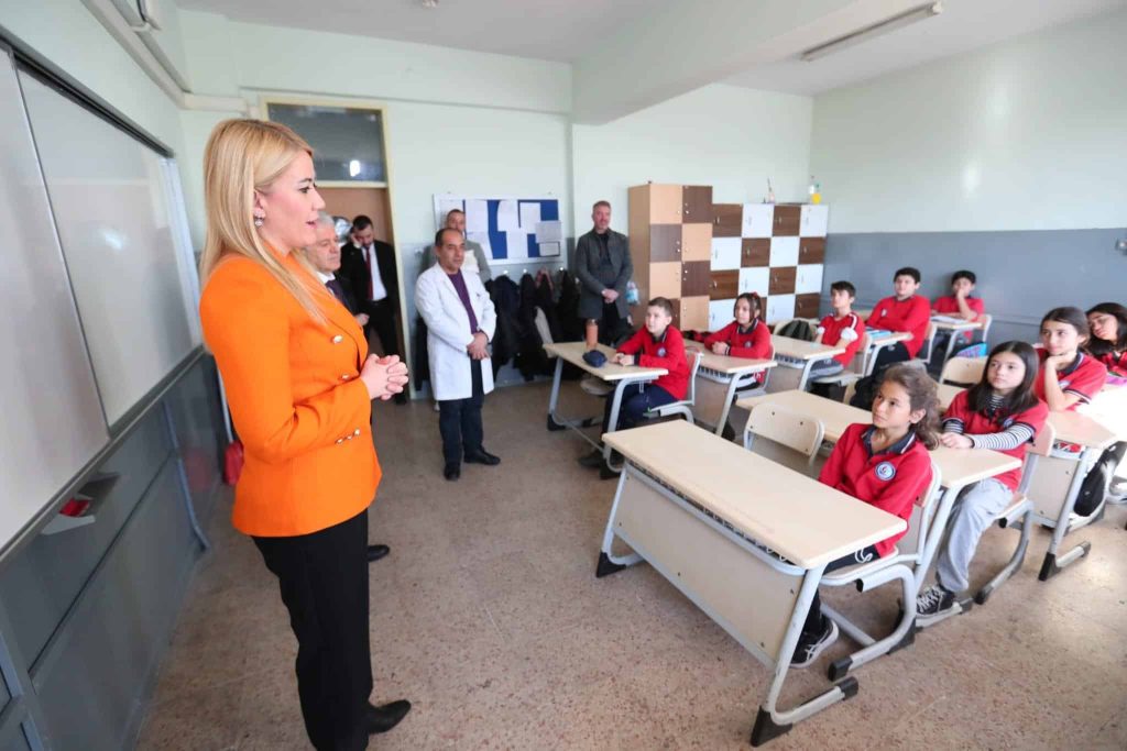 Denizli Merkezefendi'de Öğrenciye 12 Milyon Lira Yardımı Yapılacak...