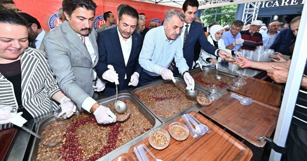Denizli Ticaret Odası'nın Aşure Hayrı, Şehitlerin Ruhuna Hediye Edildi...