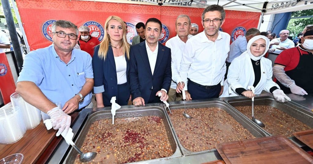 Denizli Ticaret Odası'nın Aşure Hayrı, Şehitlerin Ruhuna Hediye Edildi...