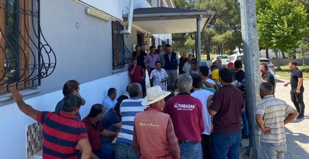 Denizli’de Toprak Sulama Birliği Çalışanları Greve Gitti, 15 Mahalle Susuz Kaldı…