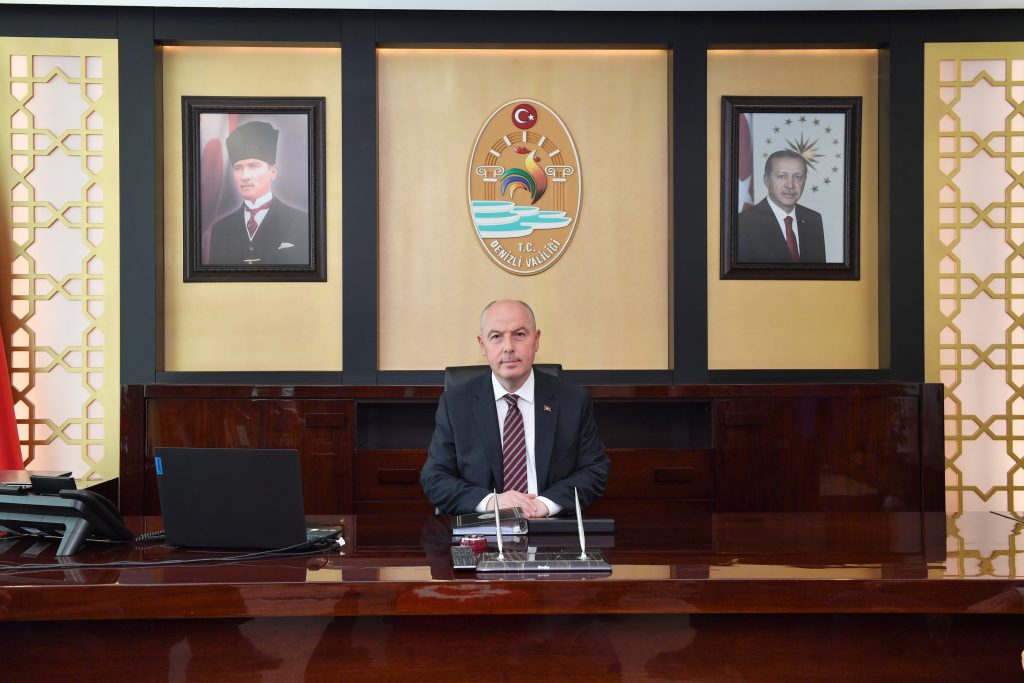 Denizli Valisi Coşkun: 30 Ağustos, Yedi Düvele Karşı Kazanılan Zafer Destanının Adıdır...