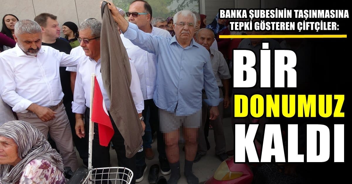 Denizli’de Banka Şubesinin Kapanacağını Öğrenen Çiftçilerden İlginç Eylem…