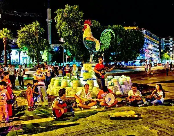 Denizli'nin Sembolü Camdan Horoz 10. Yaşına Girdi... | Şifre Haber - Denizli Haberleri I https://www.sifrehaber.com/denizlinin-sembolu-camdan-horoz-10-yasina-girdi/