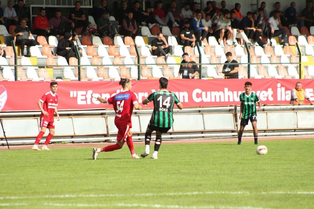 Denizlispor Soma'dan da Puansız Dönüyor...