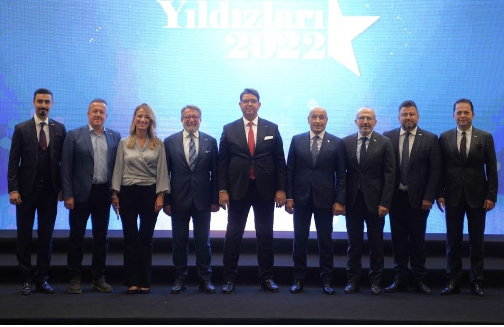 DENİB, İhracat Şampiyonu 41 Denizli Firmasını Ödüllendirdi...