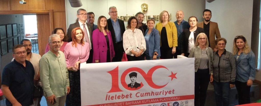 Denizli'de Cumhuriyet Bayramı Kutlama Platformu Kuruldu...