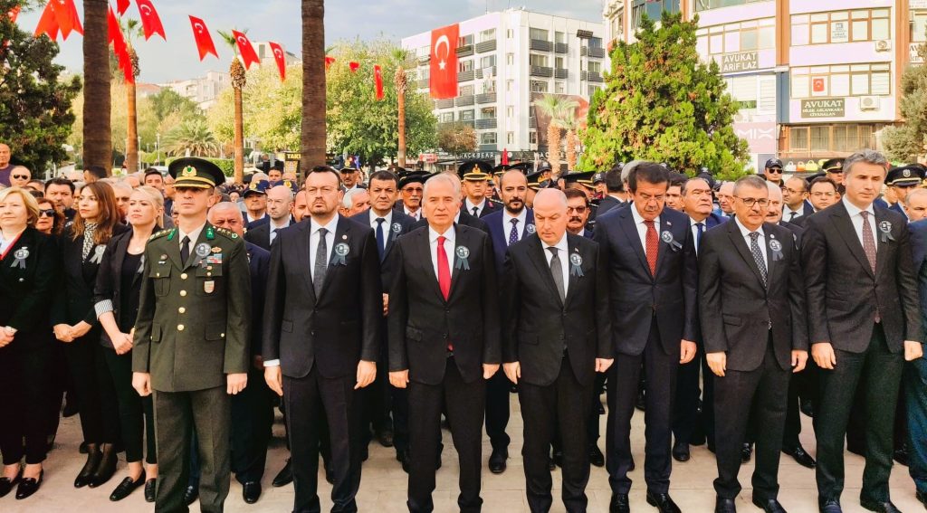 Denizlililer de Atalarını Saygı ve Özlemle Andı...