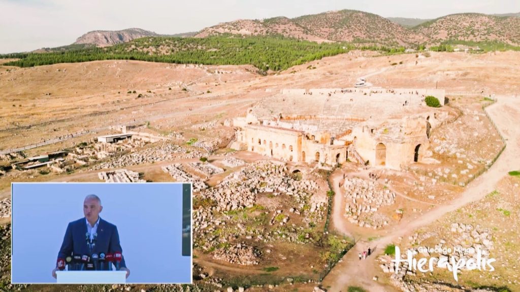 Bakan Ersoy Müjdeyi Verdi: Hierapolis'in 2 Yıl İçerisinde Yüzde 45'ini Ortaya Çıkaracağız...