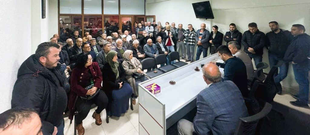 Çal Belediyesi'ne CHP'den Öğretmen Aday Adayı...