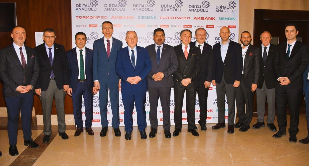 TÜRKONFED Etkinliğinde, KOBİ'lerin Nitelikli Dijital Dönüşüm Yolları Anlatıldı...