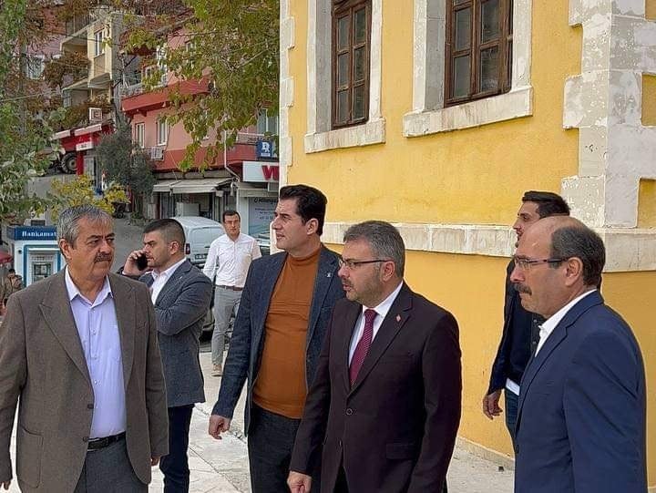 AK Parti Denizli İl Başkanı Güngör ve Koordinatör Özmen İlçeleri Turluyor...