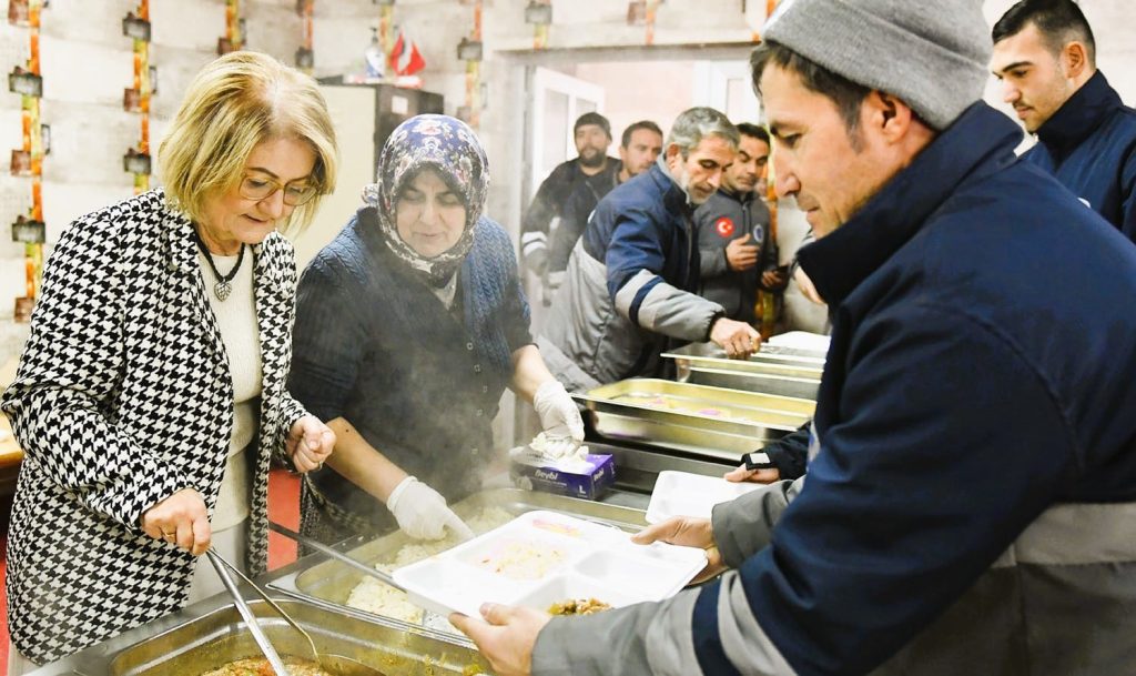 Bozkurt Belediye Başkanı Çelik’ten Belediye Çalışanlarına Yüzde 50 Zam…