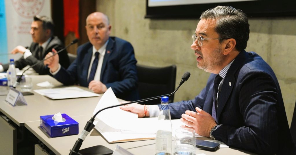 Mesleki Eğitim ve İş Birliği Protokolü Denizli Sanayi Odası'nda İmzalandı...