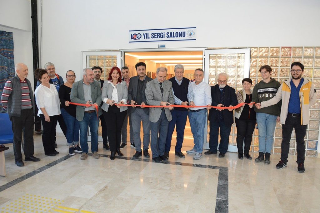 PAÜ Eğitim Fakültesi’ndeki Salona, 100. Yıl Sergi Salonu’ Adı Verildi...