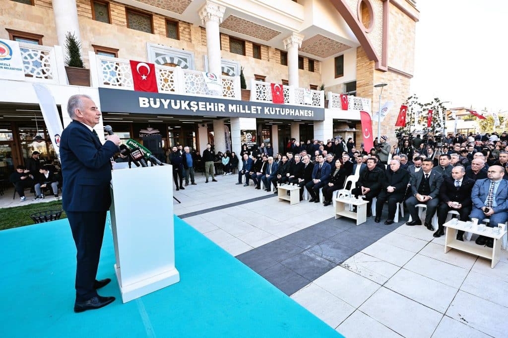 Denizli Büyükşehir Belediyesi Kütüphanesi Hizmete Açıldı...
