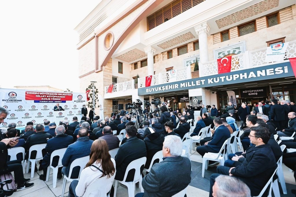 Denizli Büyükşehir Belediyesi Kütüphanesi Hizmete Açıldı...