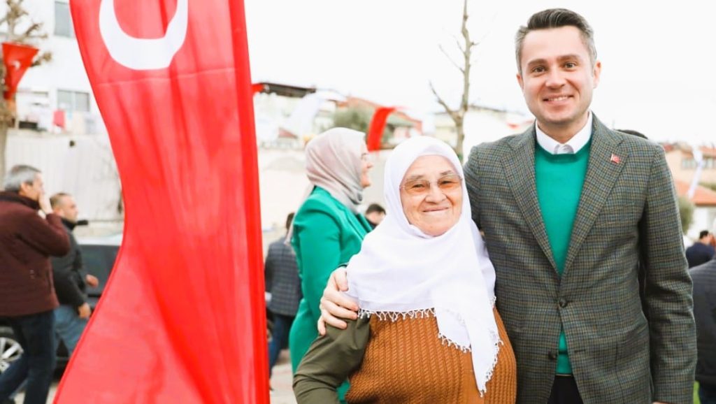 Ekrem Başer: Hizmet Destanı Yazmaya Geliyoruz…