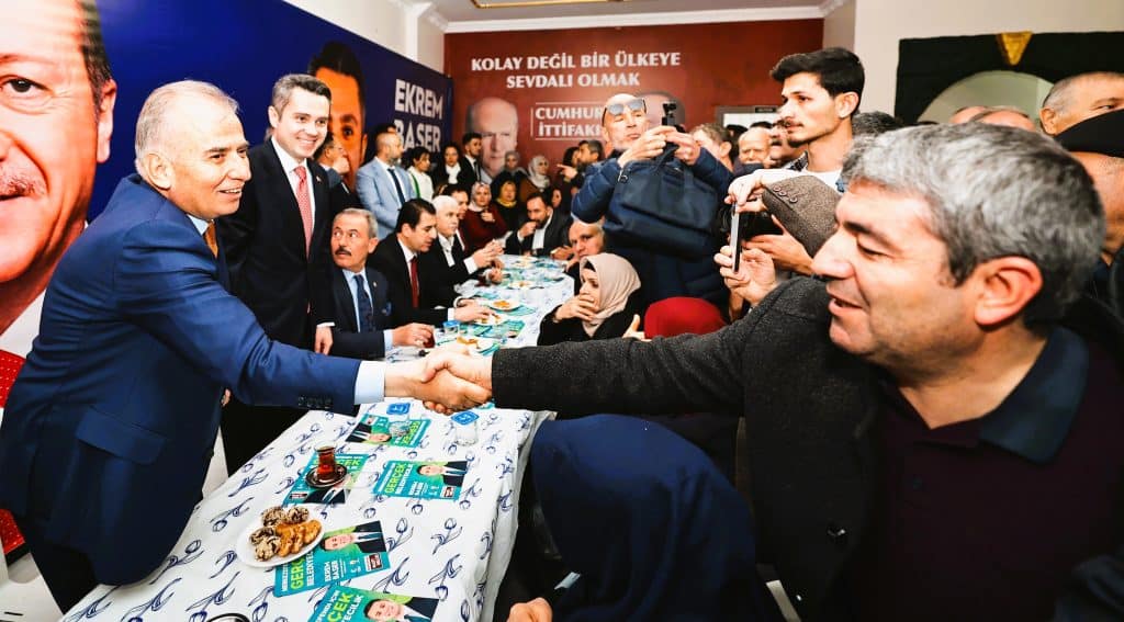 AK Parti Merkezefendi Adayı Başer, SKM Açılışında Başkan Gibi Karşılandı…