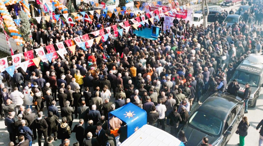 AK Parti Pamukkale Adayı Pekdemir’in SKM Açılışı Şölene Dönüştü…